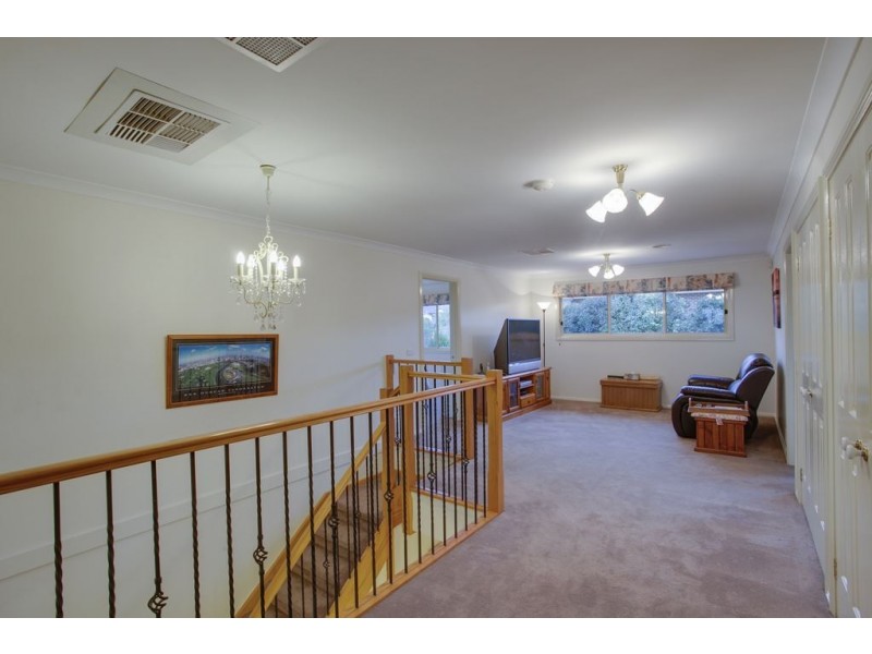22 Langhorne Crescent, Rowville VIC 3178