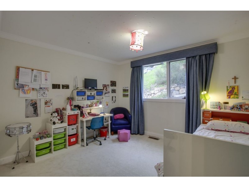 73 Bayview Crescent, The Basin VIC 3154