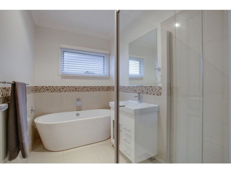 73 Bayview Crescent, The Basin VIC 3154
