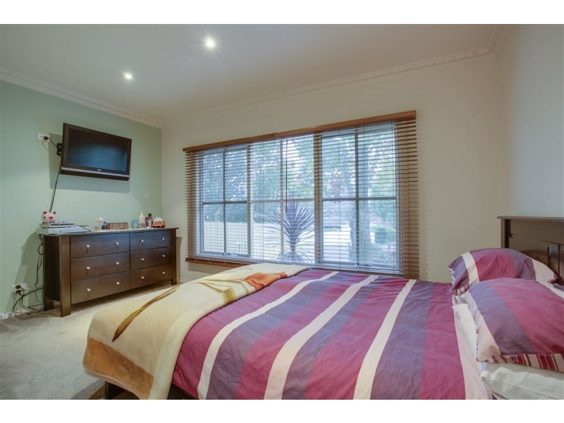 29 Mitchell Avenue, Boronia VIC 3155