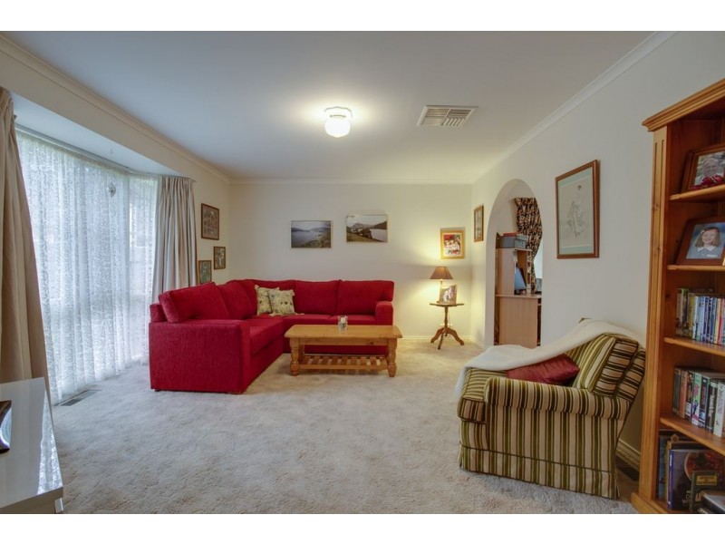 13 Moncoe Street, Boronia VIC 3155