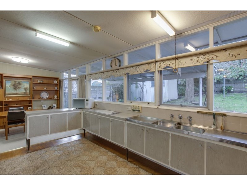 100 Gertonia Avenue, Boronia VIC 3155