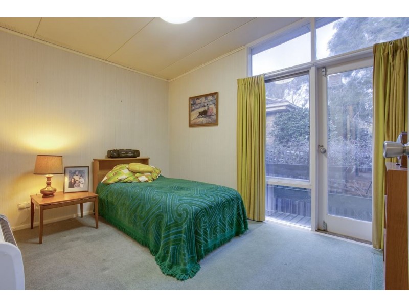 100 Gertonia Avenue, Boronia VIC 3155