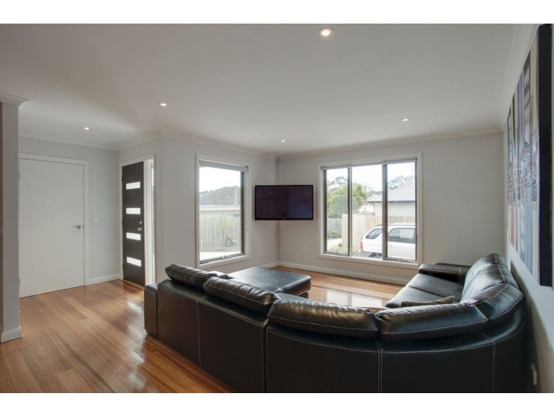 12A Belmont Road West, Croydon South VIC 3136