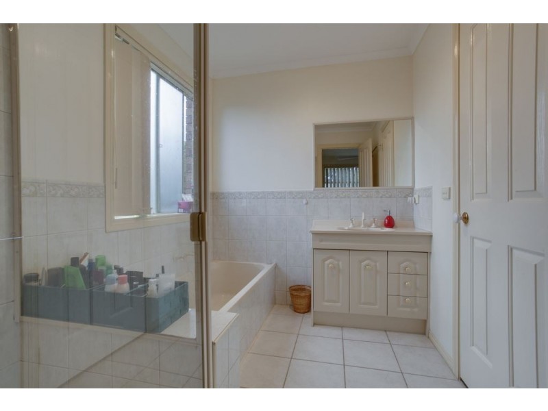 2/9 Joyce Street, Boronia VIC 3155