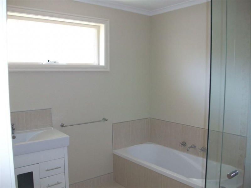 1/39 Windermere Drive, Ferntree Gully VIC 3156