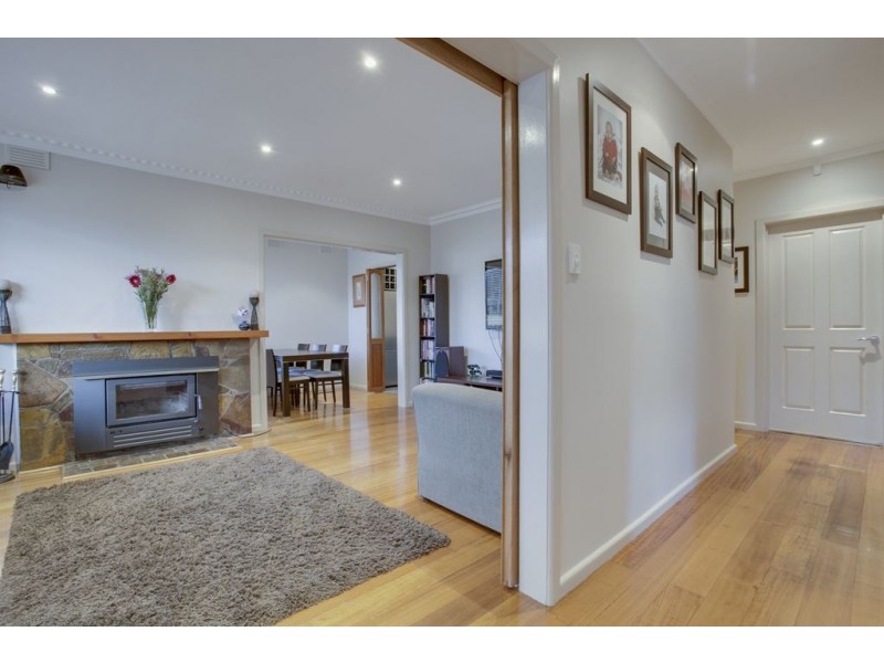 7 Acacia Road, Upper Ferntree Gully VIC 3156