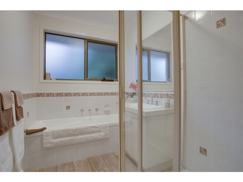 18A Sykes Avenue, Ferntree Gully VIC 3156