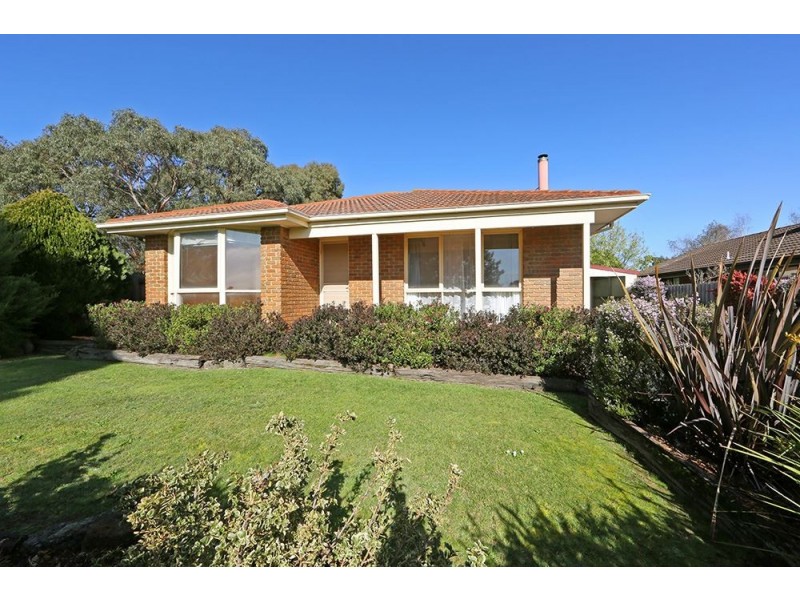 8 Beckbury Court, Lysterfield VIC 3156