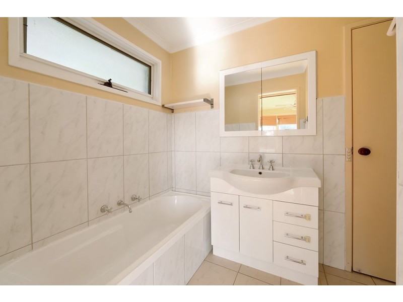 8 Beckbury Court, Lysterfield VIC 3156