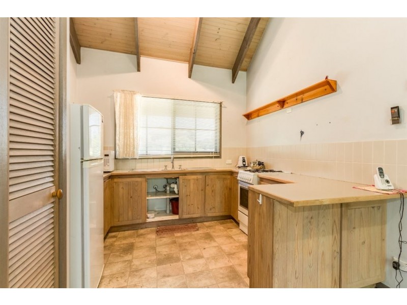 1 Lawless Drive, Cranbourne North VIC 3977