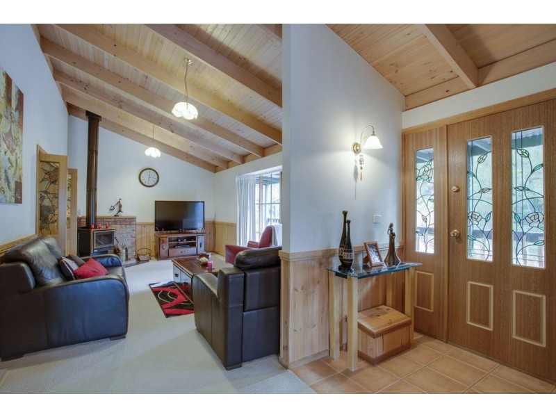 62 Inverness Avenue, The Basin VIC 3154