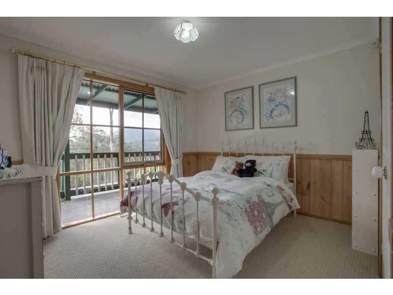 62 Inverness Avenue, The Basin VIC 3154