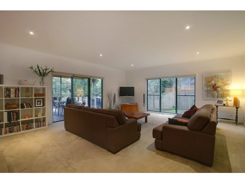 2 Wayne Avenue, Boronia VIC 3155