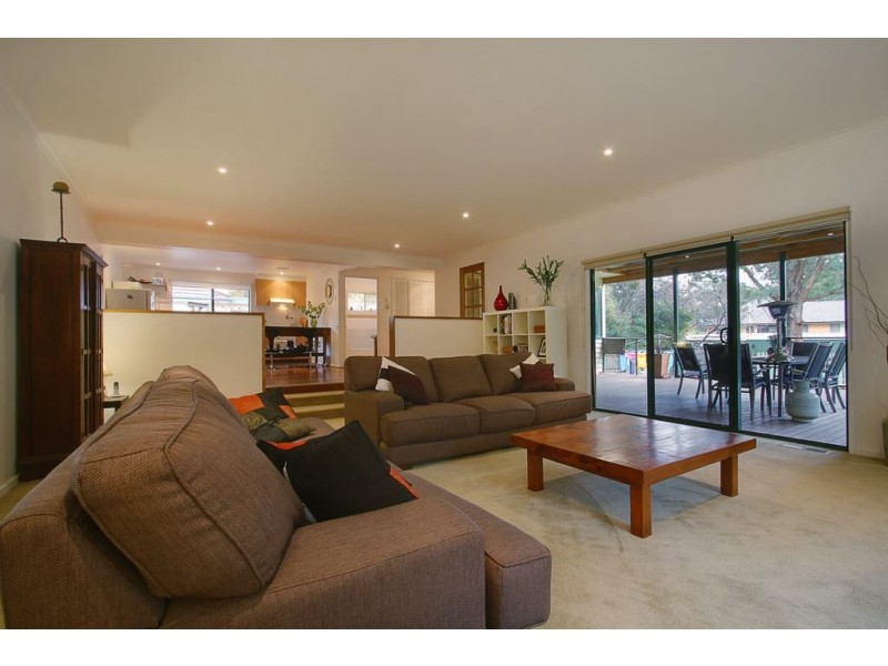 2 Wayne Avenue, Boronia VIC 3155