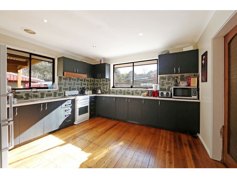 13 Station Street, Ferntree Gully VIC 3156