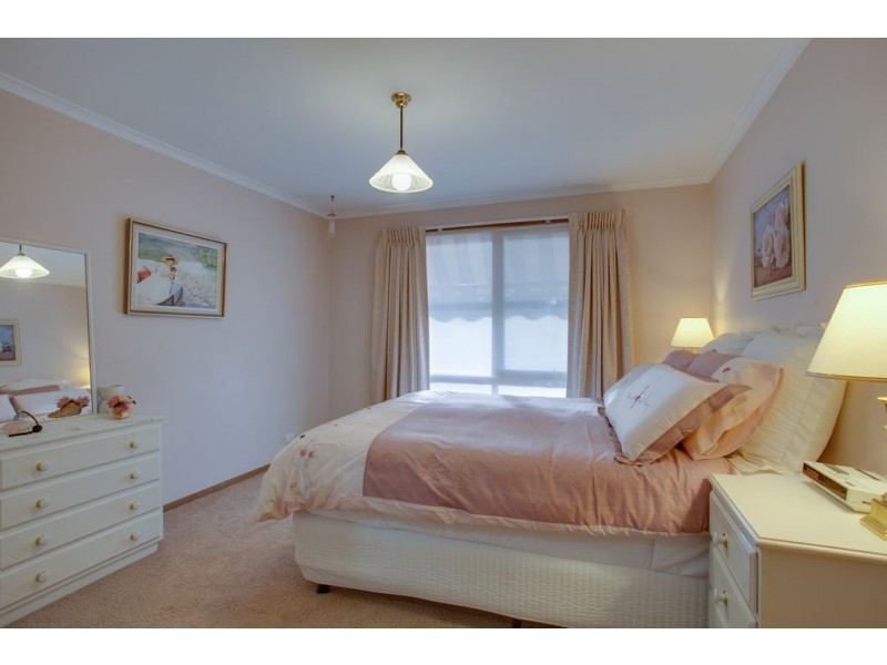 4 Torresdale Drive, Boronia VIC 3155