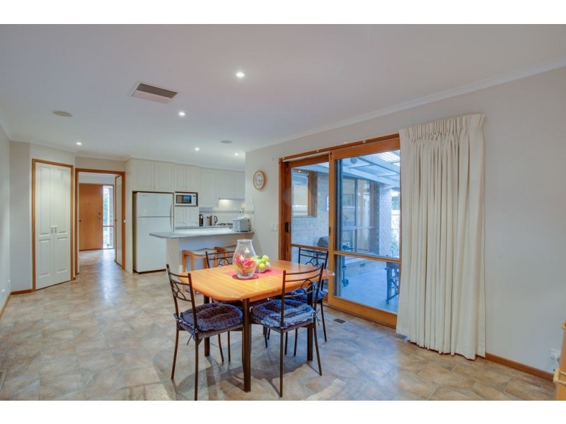 4 Torresdale Drive, Boronia VIC 3155