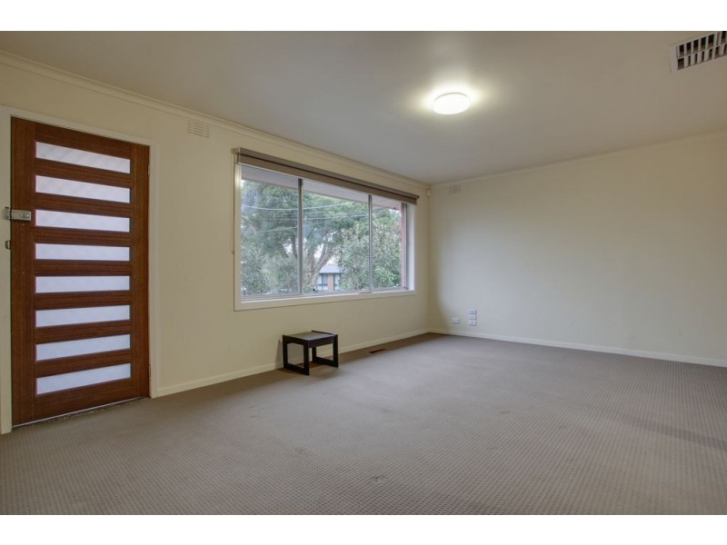 72 Rickards Avenue, Knoxfield VIC 3180