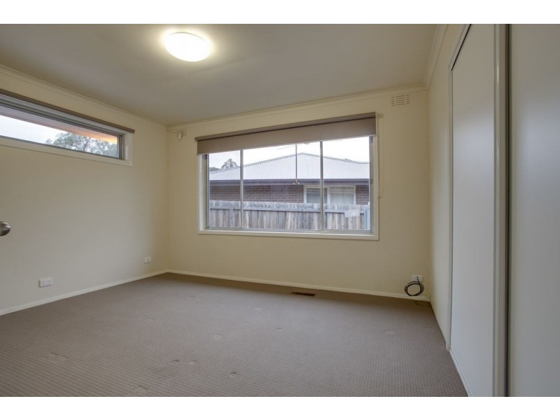 72 Rickards Avenue, Knoxfield VIC 3180