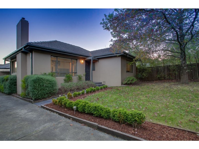 1/68 Eastfield Road, Croydon South VIC 3136