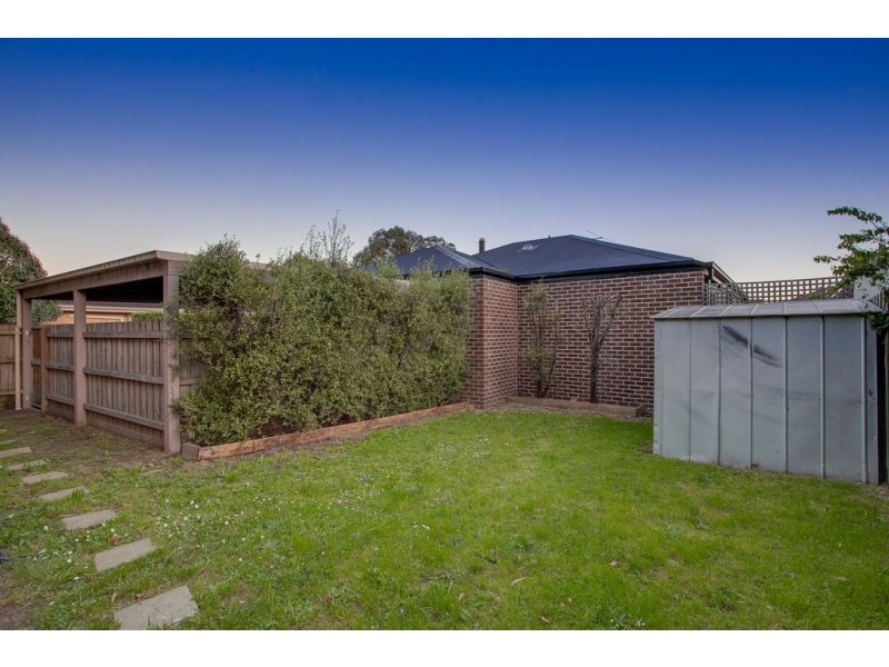 1/68 Eastfield Road, Croydon South VIC 3136