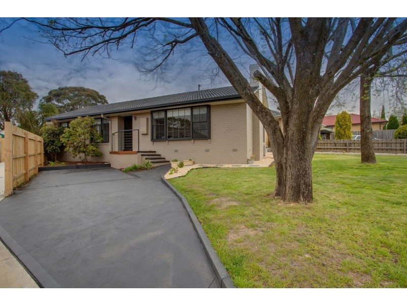 1/38 Johnson Drive, Ferntree Gully VIC 3156