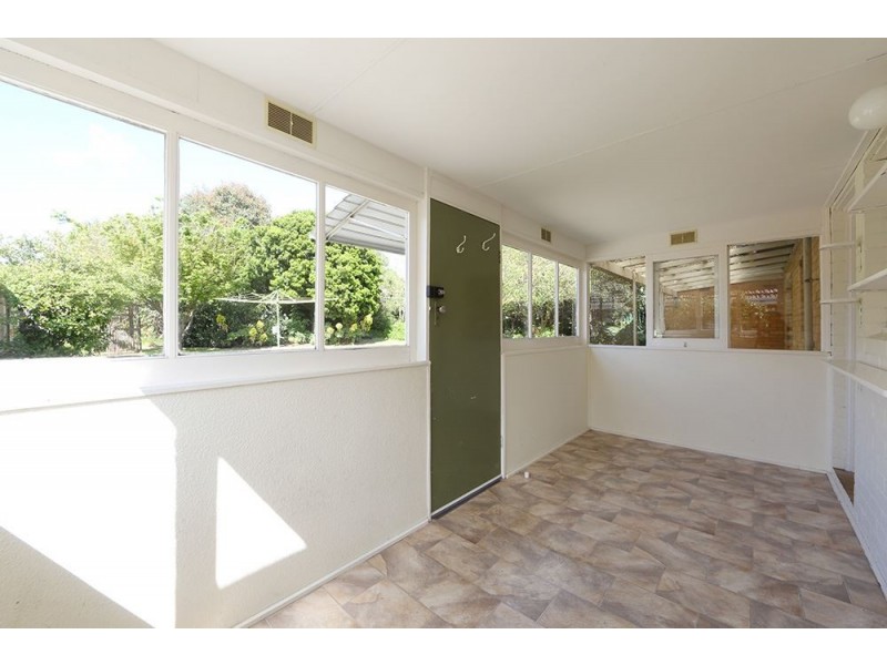 16 Oak Avenue, Boronia VIC 3155