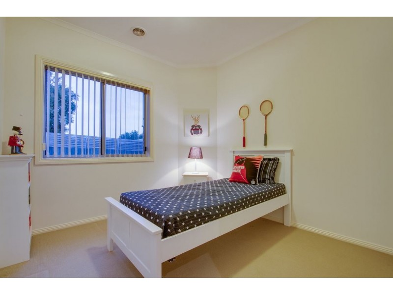 2/24 Dorothy Grove, Ferntree Gully VIC 3156
