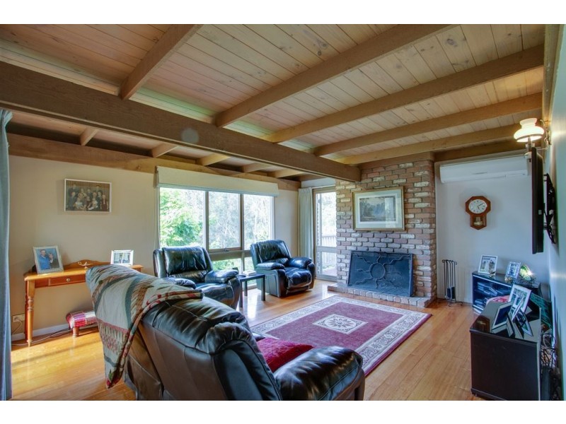 13 Fairy Dell Road, Tecoma VIC 3160