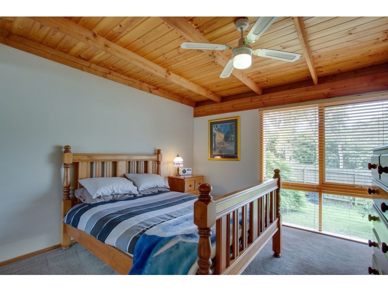 13 Fairy Dell Road, Tecoma VIC 3160