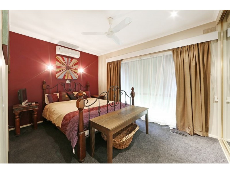 10 Castle Street, Ferntree Gully VIC 3156