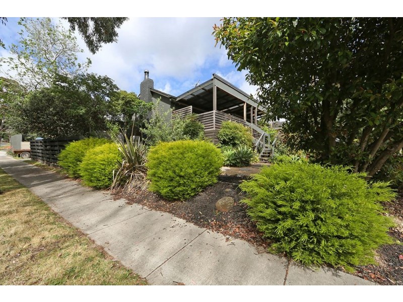 10 Castle Street, Ferntree Gully VIC 3156