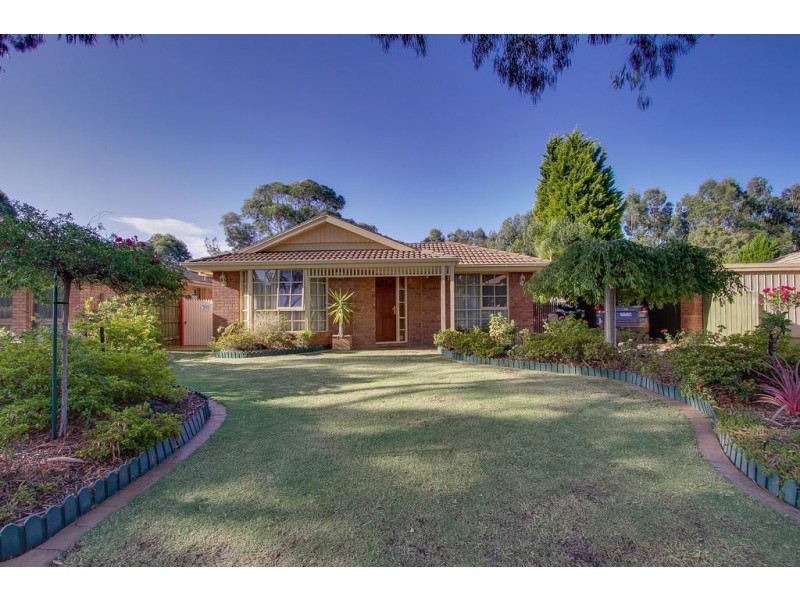 59 Segarta Circuit, Ferntree Gully VIC 3156