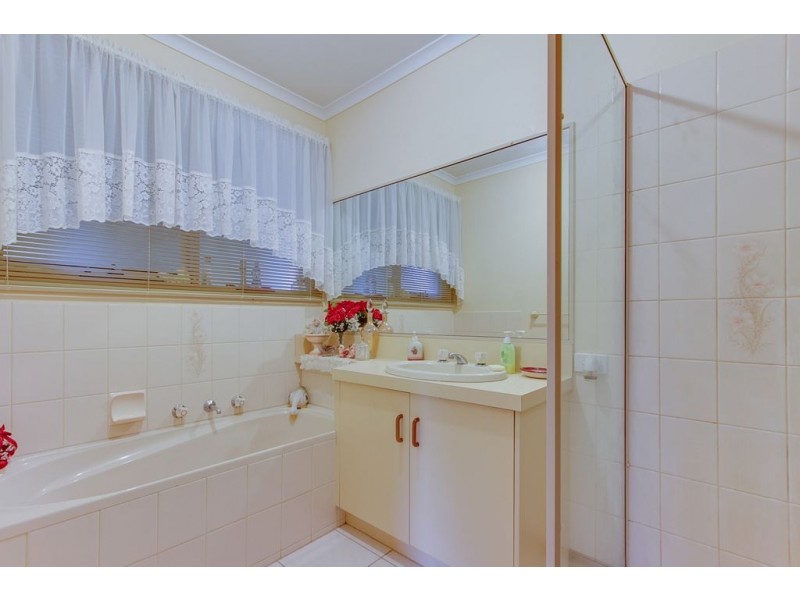 59 Segarta Circuit, Ferntree Gully VIC 3156