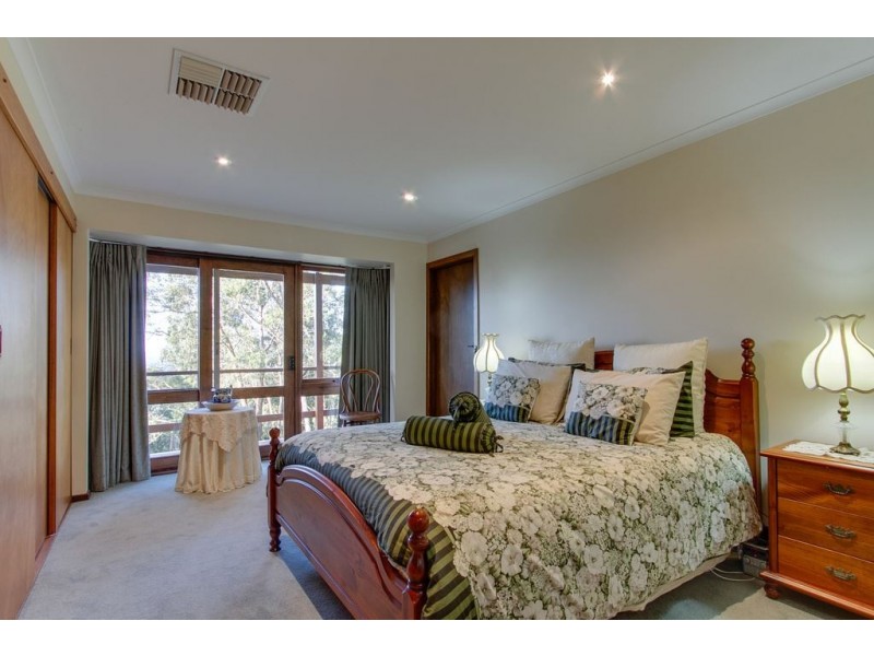 86 Mercia Avenue, The Basin VIC 3154