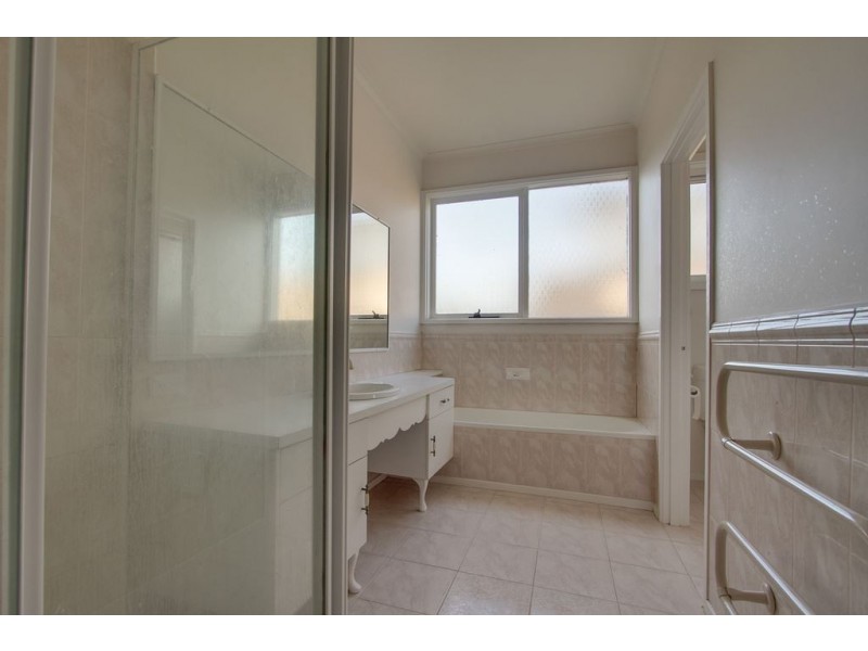 1/42 Central Avenue, Boronia VIC 3155