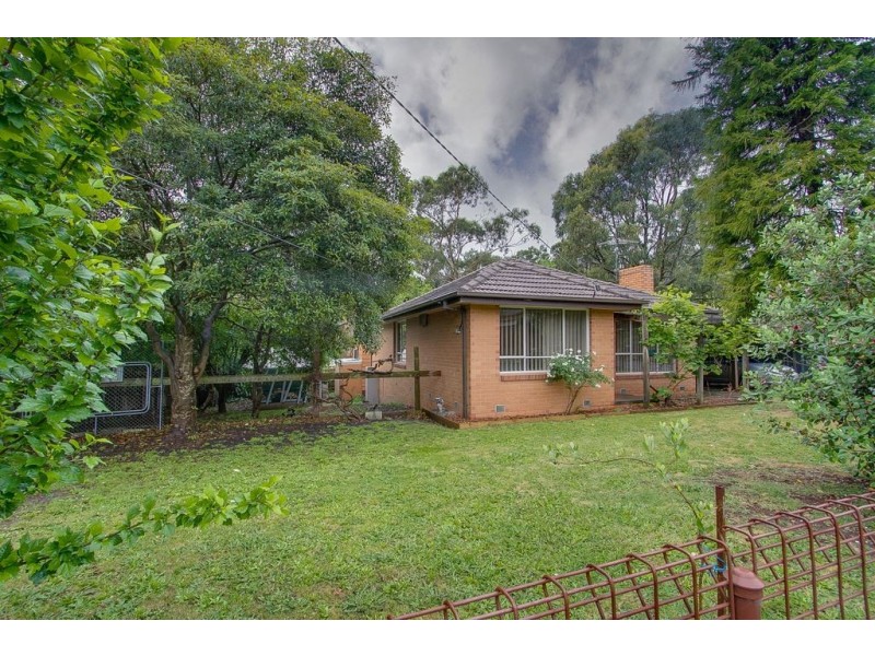 33 Park Boulevard, Ferntree Gully VIC 3156