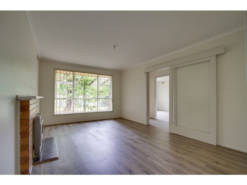 33 Park Boulevard, Ferntree Gully VIC 3156