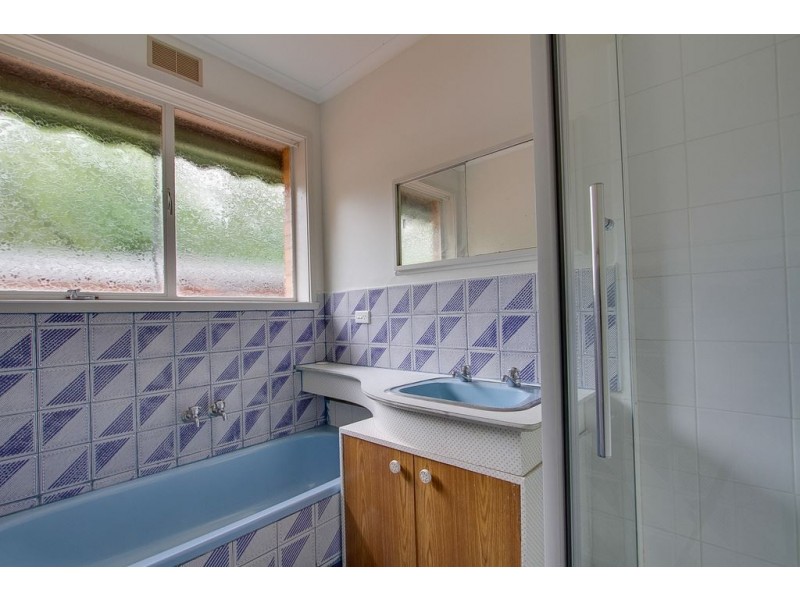 33 Park Boulevard, Ferntree Gully VIC 3156