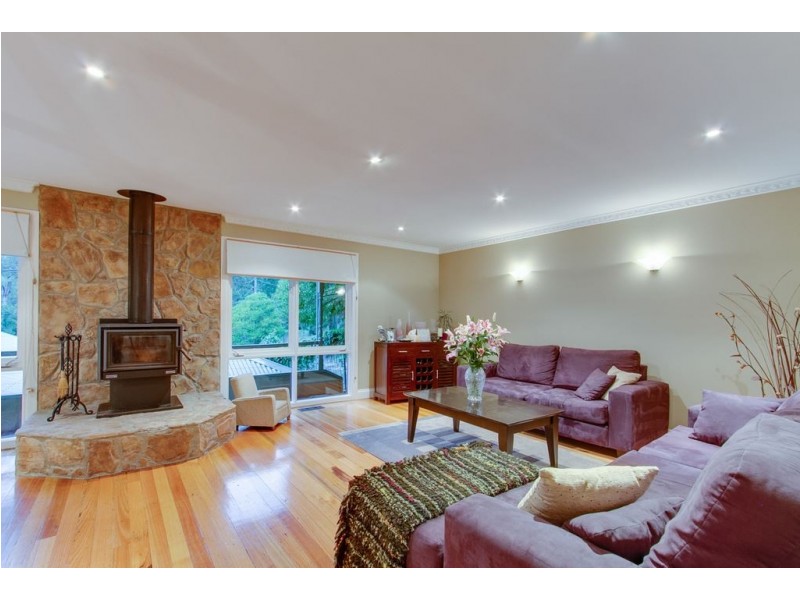 104 Inverness Avenue, The Basin VIC 3154