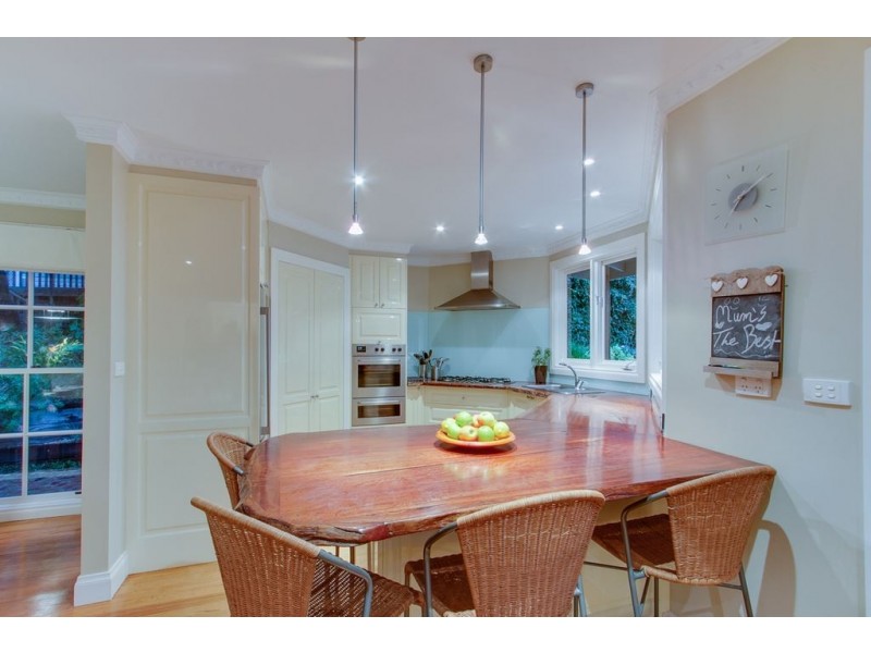 104 Inverness Avenue, The Basin VIC 3154