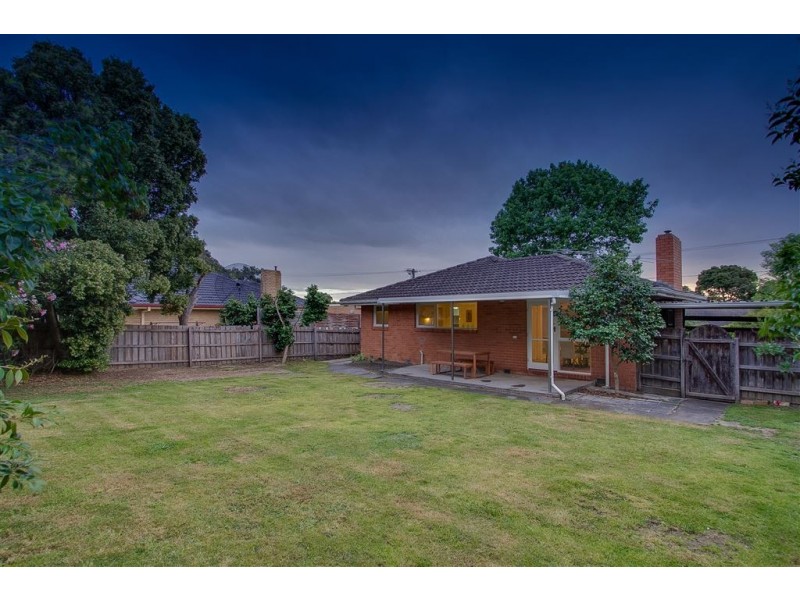 13 McComb Crescent, Bayswater VIC 3153