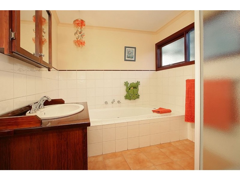 28 Aubrey Grove, Boronia VIC 3155