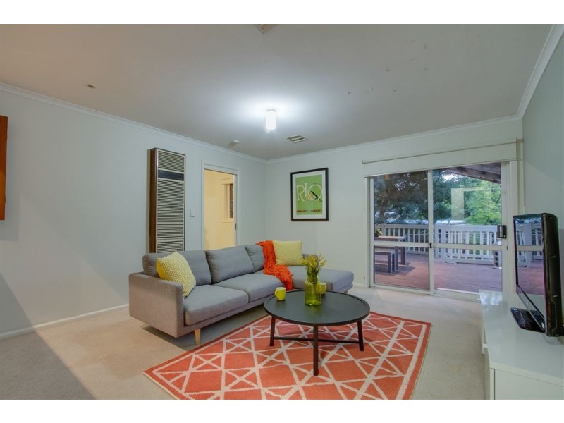 28 Alexander Crescent, Ferntree Gully VIC 3156