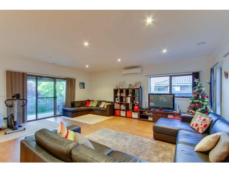 2/65 Albert Avenue, Boronia VIC 3155