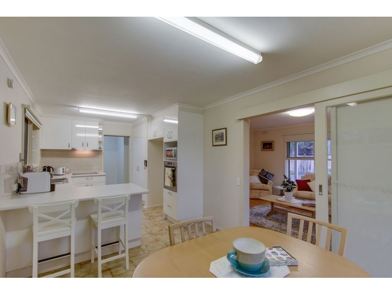 134 Anne Road, Knoxfield VIC 3180