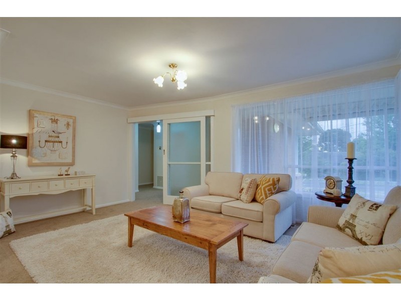 13 McComb Crescent, Bayswater VIC 3153