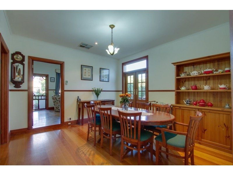 30 Pine Crescent, Boronia VIC 3155