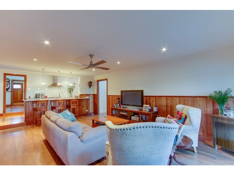 30 Pine Crescent, Boronia VIC 3155